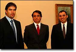Ejecutivos de J.D. Edwards se reúnen con clientes en Chile