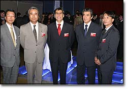 20041004x15
