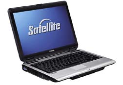 Toshiba destaca nuevo notebook Satellite M105-SP3011
