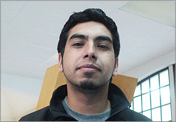 Alumno de la USM analiza tecnología para realizar pagos a través del celular