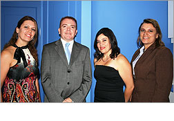 DBNeT crea equipo comercial para atender a su base instalada