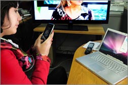 65% de los chilenos comenta en redes sociales lo que ve en televisión