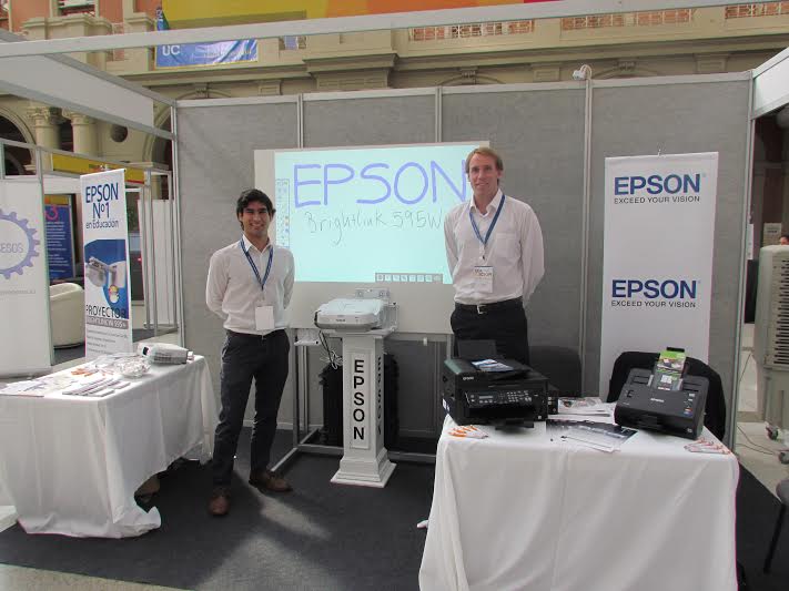 Epson exhibió su tecnología en Feria Educación UC