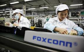 Foxconn contratará 100.000 personas para tener a tiempo nuevos iPhone