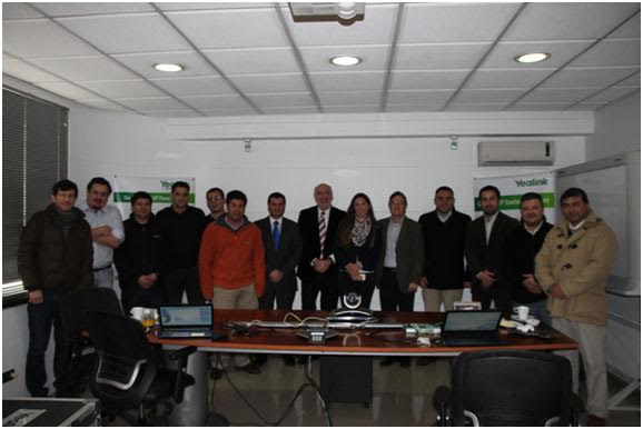 Sistek y sus distribuidores participan de videoconferencia con Yealink