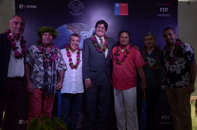 Subtel y Entel inauguran nuevo enlace satelital para Rapa Nui