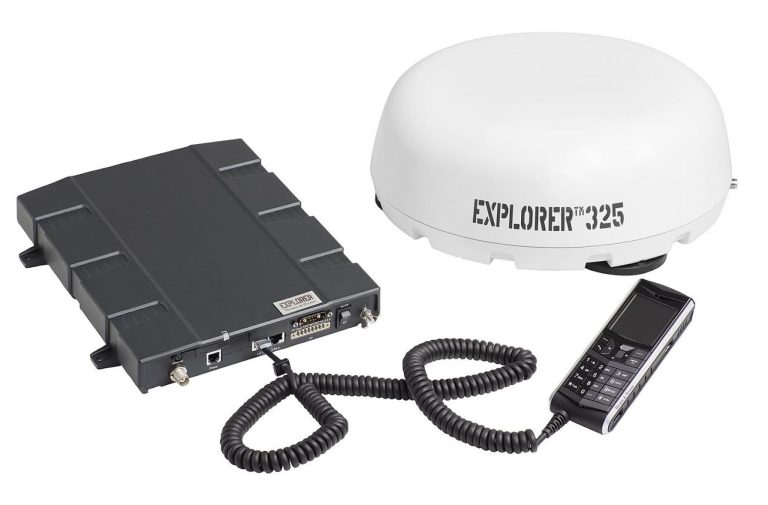 Tesacom provee amplia variedad de terminales satelitales para vehículos en movimiento