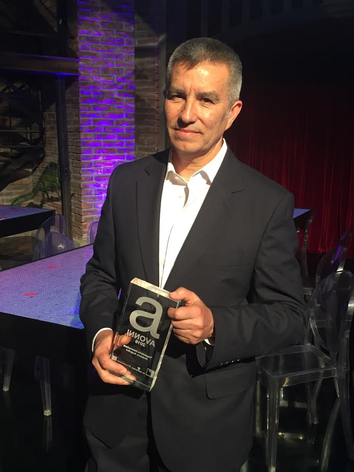 Roberto Musso recibe Premio Avonni a la Trayectoria Anacleto Angelini