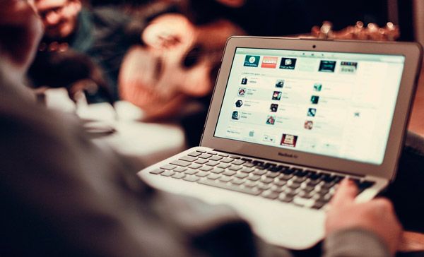 gurú brinda consejos para una web exitosa