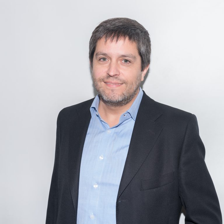 Tecnova suma especializaciones Oracle