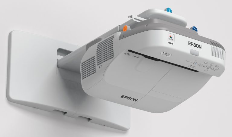 Epson regala licencia educativa digital de “Saber y Más”