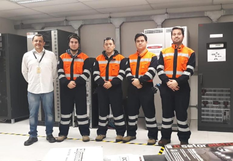 Entrenamiento de Ingenieros y Técnicos KOLFF en ABB Brasil