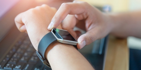 Ventas de wearables aumentarán 26% en 2019