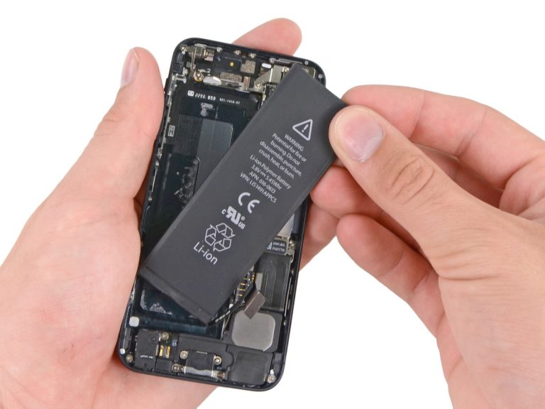 Apple permitirá reparar iPhones con baterías de terceros