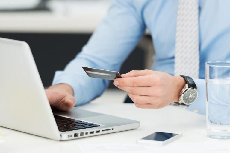 Las cifras no mienten: la crisis social estimuló el comercio electrónico