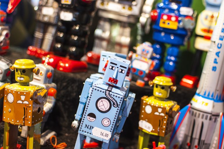 Más IA y robots para hacer frente a los ciberataques financieros