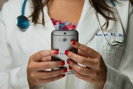 Nueva alianza entre InterSystems y ECRSalud potenciará los servicios de atención domiciliaria en Chile
