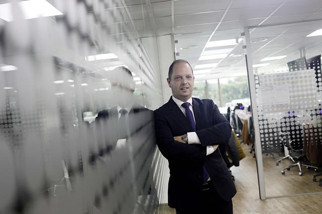 Informe de la Subtel devela que 12 comunas del país prácticamente han duplicado sus conexiones a fibra óptica