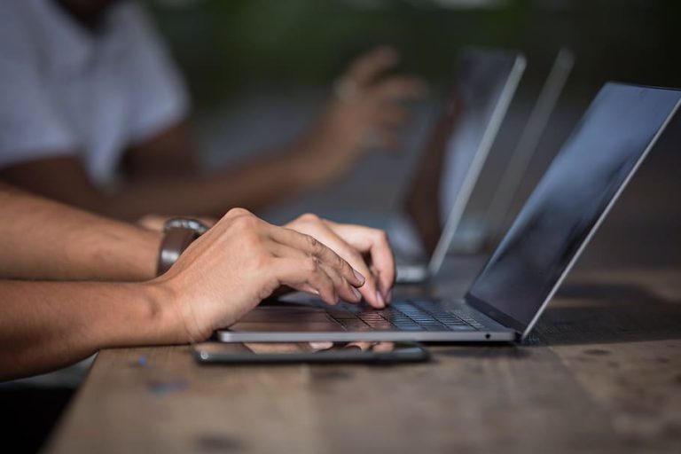 Startups de Silicon Valley: Empresa ofrece trabajo en Chile a desarrolladores de software
