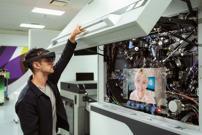 HP lanza servicio de realidad mixta para la impresión industrial