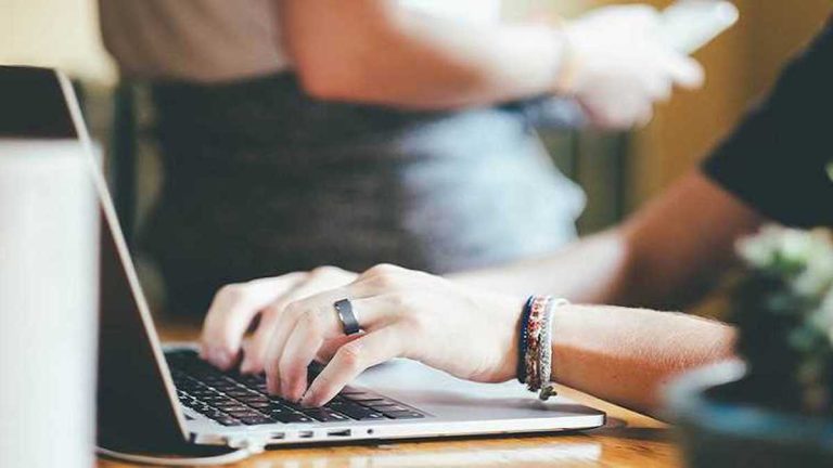 La nueva herramienta SaaS de Lenovo devuelve el control de la privacidad