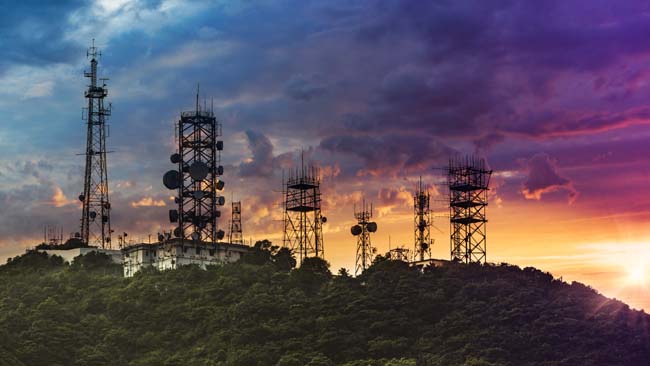 WOM lanza oficialmente su red 5G en Valparaíso, Biobío y la Región Metropolitana