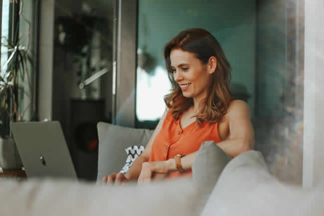 Edenred presenta los cinco beneficios del trabajo híbrido