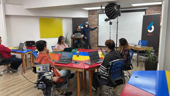 Corfo y Talento Digital para Chile amplían el plazo en su programa de cursos digitales