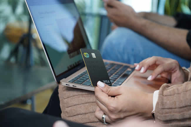 El 67% de los pagos digitales en empresas TI se gestiona con tarjetas corporativas