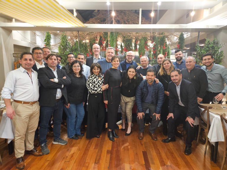 Octopuss fortalece lazos y comparte experiencias en cena de Genetec