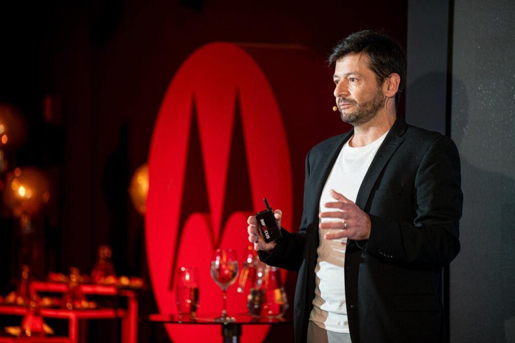 agustín aden gerente motorola chile